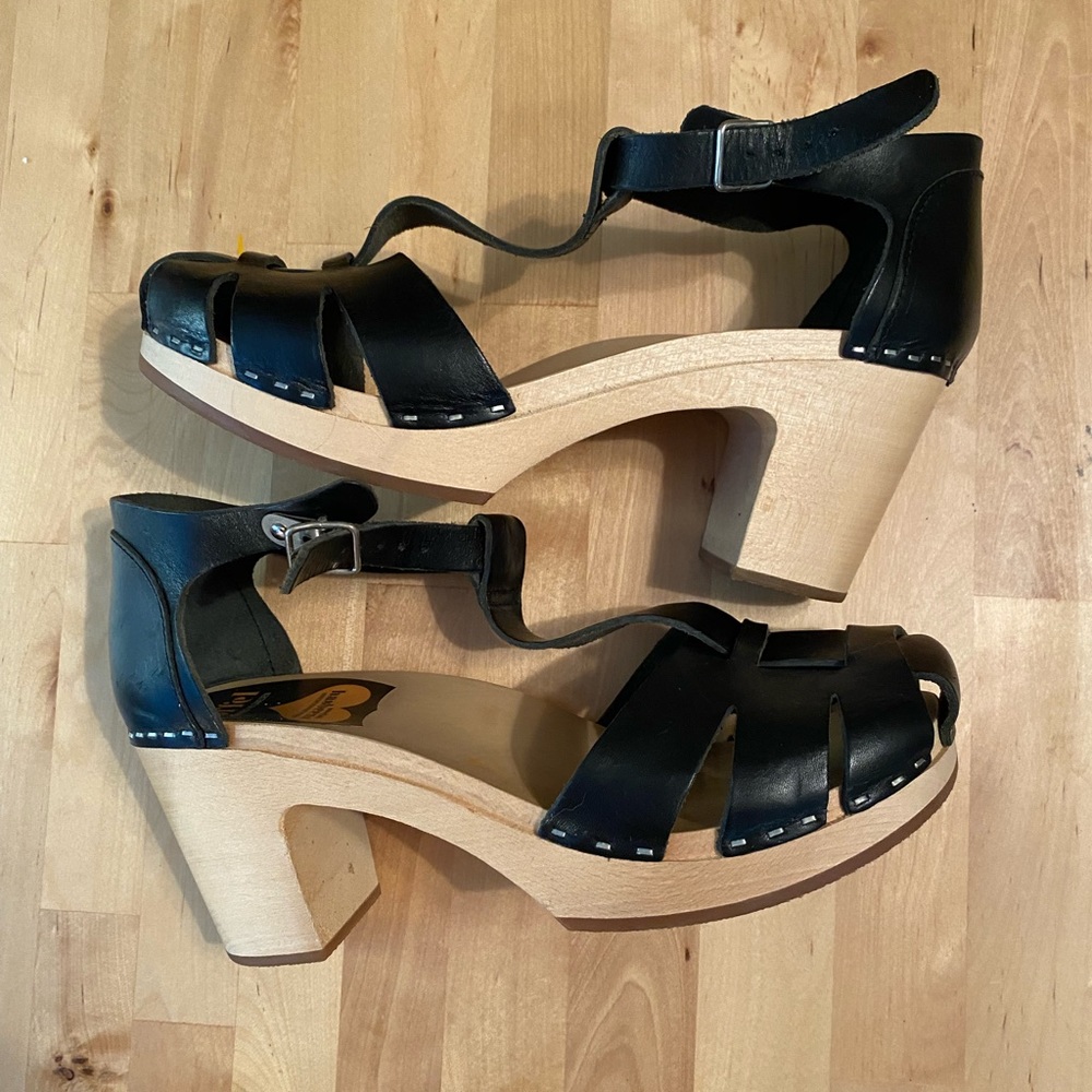 Swedish Hasbeens Heeled Sandal size 9